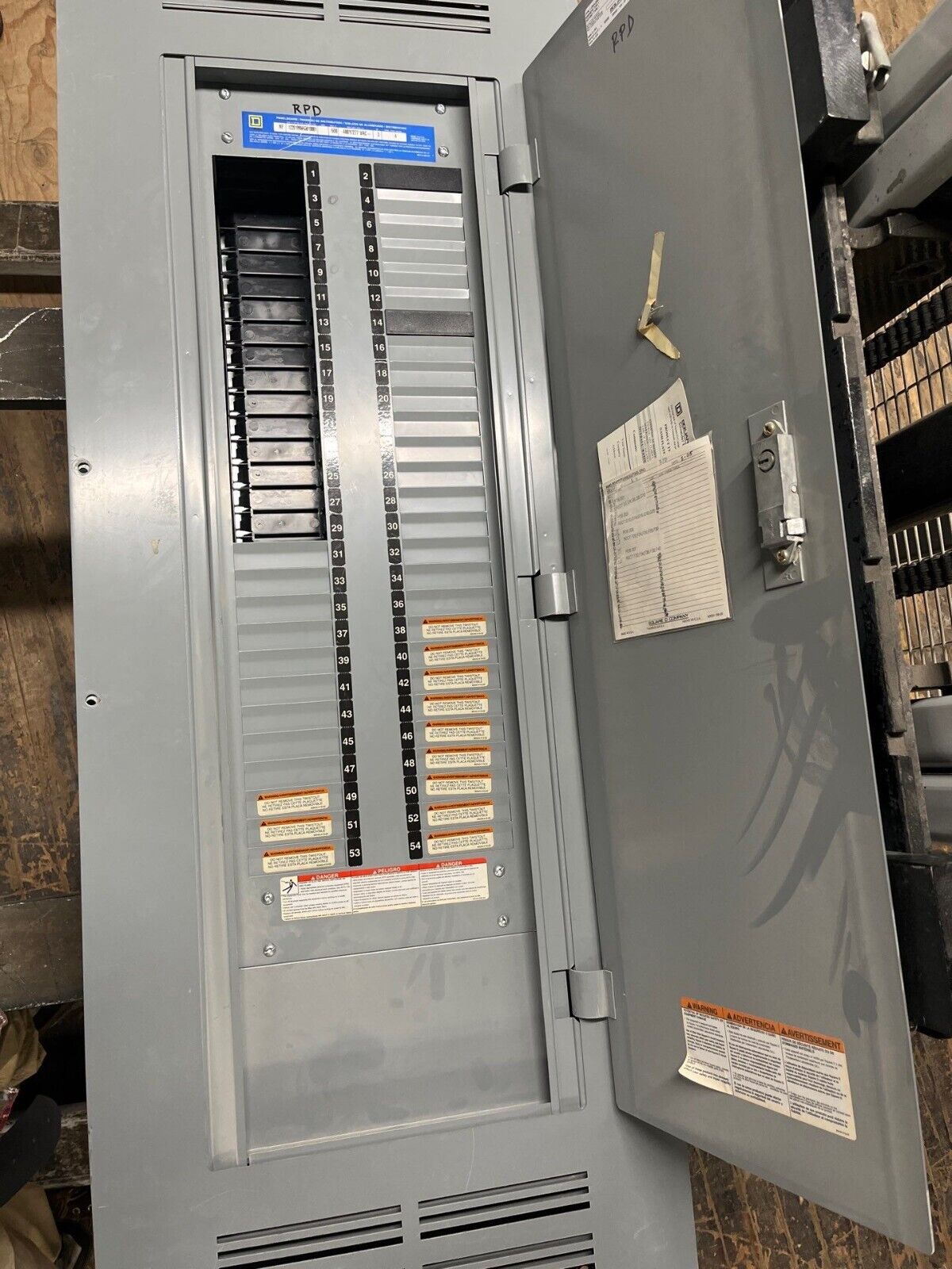 Square D NF Panelboard 600A 480Y/277V 3PH 4W MLO 54 Circuit Main Lug Indoor Encl P560 Used