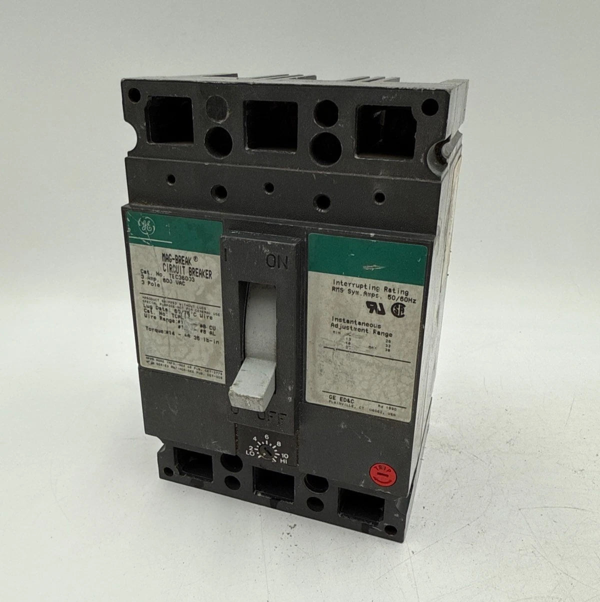 GE TEC36003 Circuit Breaker 3A 3P 600V 3PH TEC 3 Amp 3 Pole Used Used