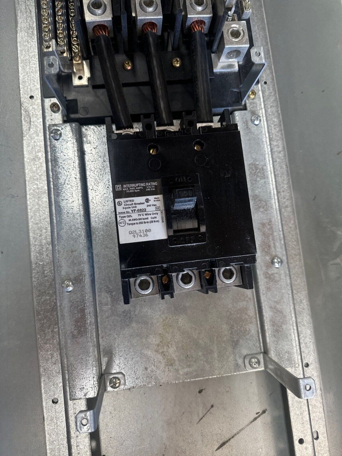 Square D NQOD442M225 Panelboard 225A 208/120V 3PH NQOD MCB Indoor Encl 42Circuit P366 Used