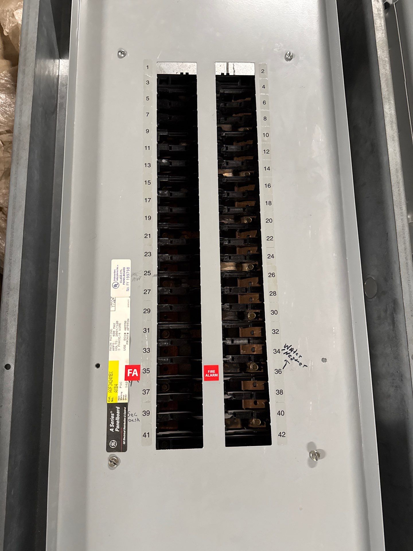 GE AQF3424MBX Panelboard 400A 208/120V 3PH 4W MLO Panel 400 Amp 42 Circuit P781 Used