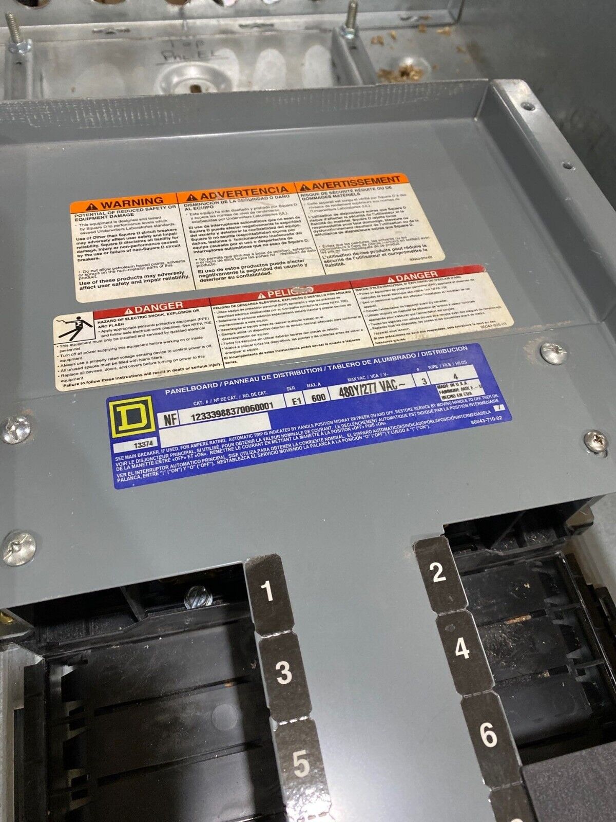 Square NF Panelboard 600A 480/277V 3PH 4W 66 Cir Indoor Encl MLO 600 Amp MH74BE P653 Used