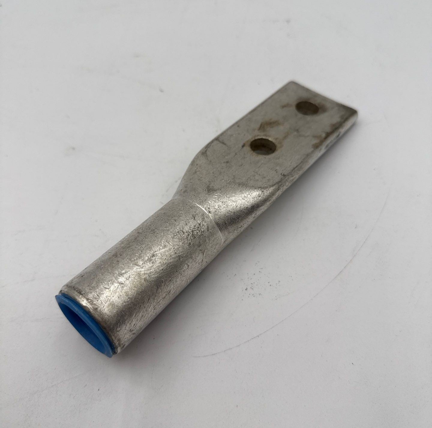 T & B 600 AL9CU Lug 1/2” Bolt 600 MCM CU OR AL 106 Black 7PC Lot New