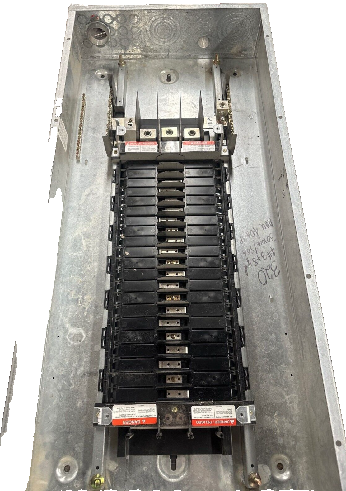 Square D NF Panelboard 250A 600/347V 3PH 4W 42 Circuit Box MH44 250 Amp 240V P402 Used