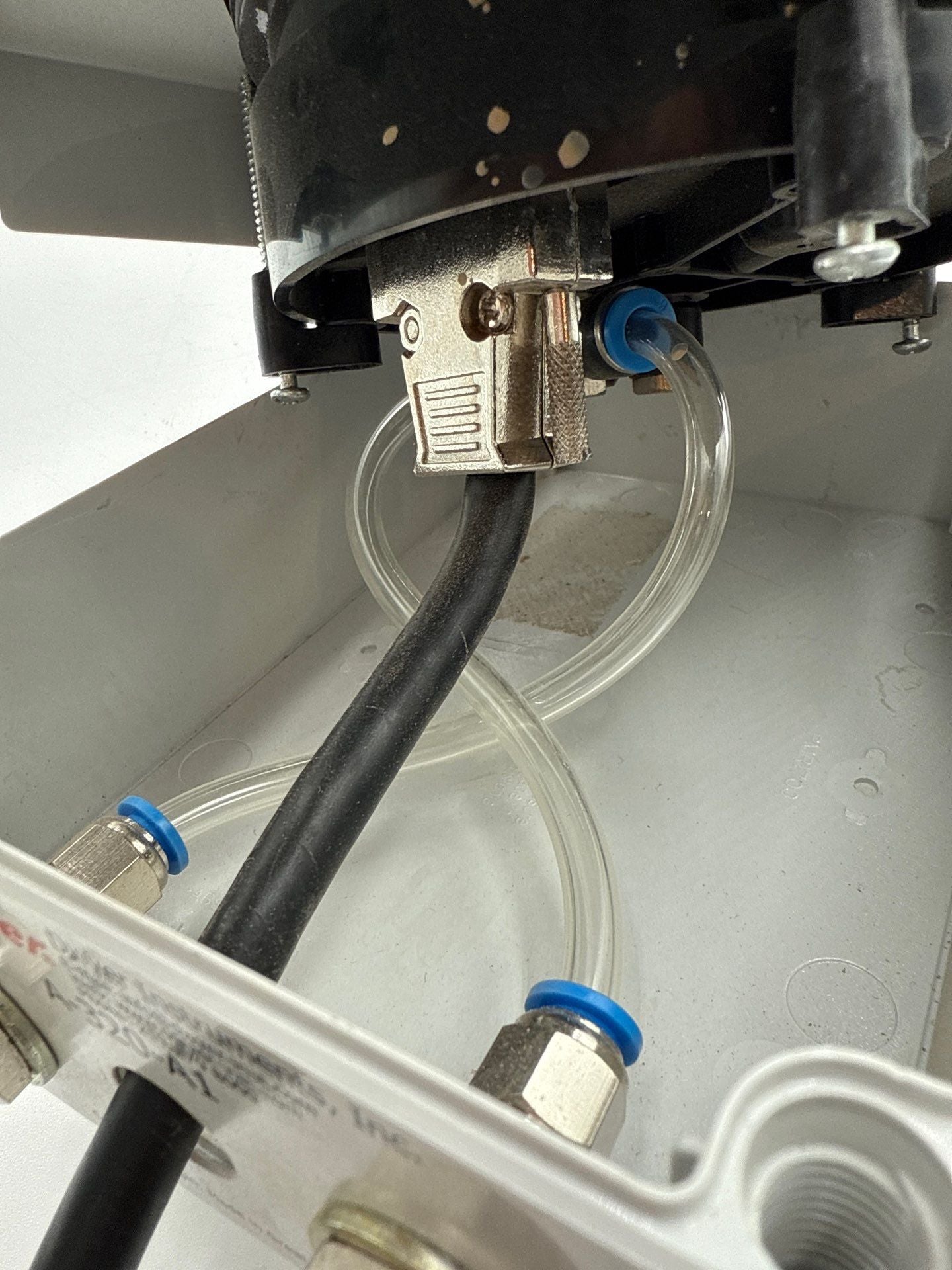 Dwyer DHC-009 Digihelic Differential Pressure Controller A-320-A1 New