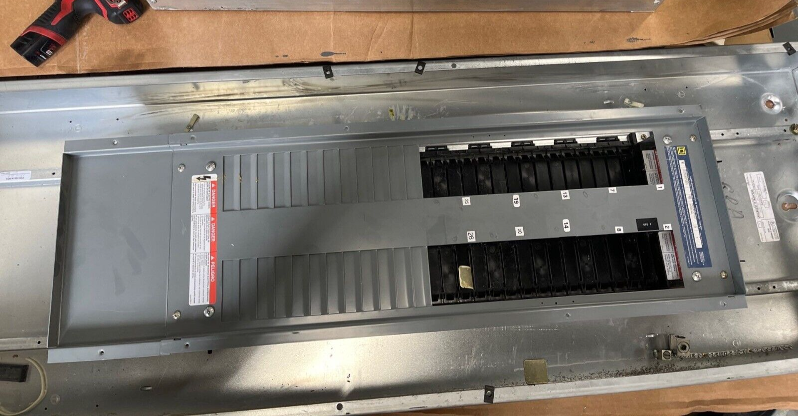 Square D NF Panelboard 400A 600/347V 3PH 4W MLO 54 Circuit Main Lug Indoor Encl P570 Used