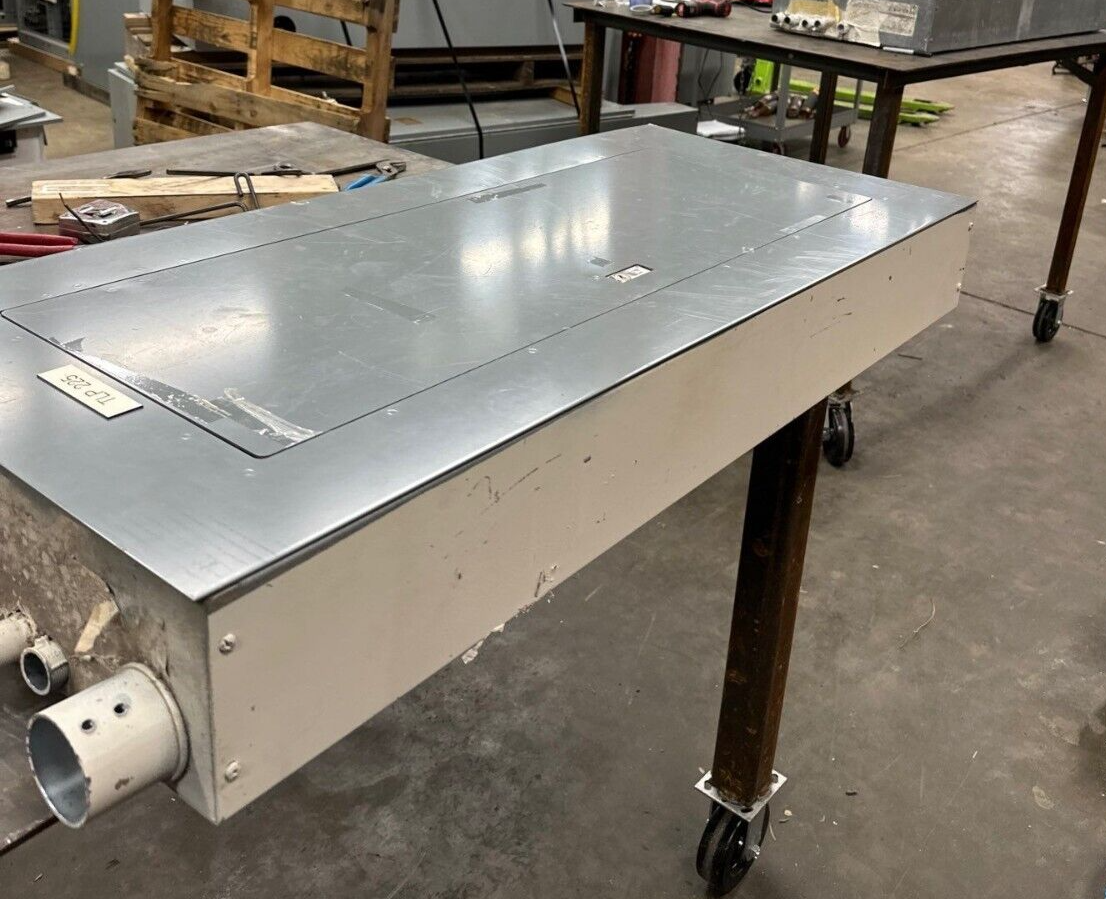 Square D NF442L2 Panelboard 250A 600Y/347V 3PH 4W 42 Circuit Indoor Encl MLO P349 Used