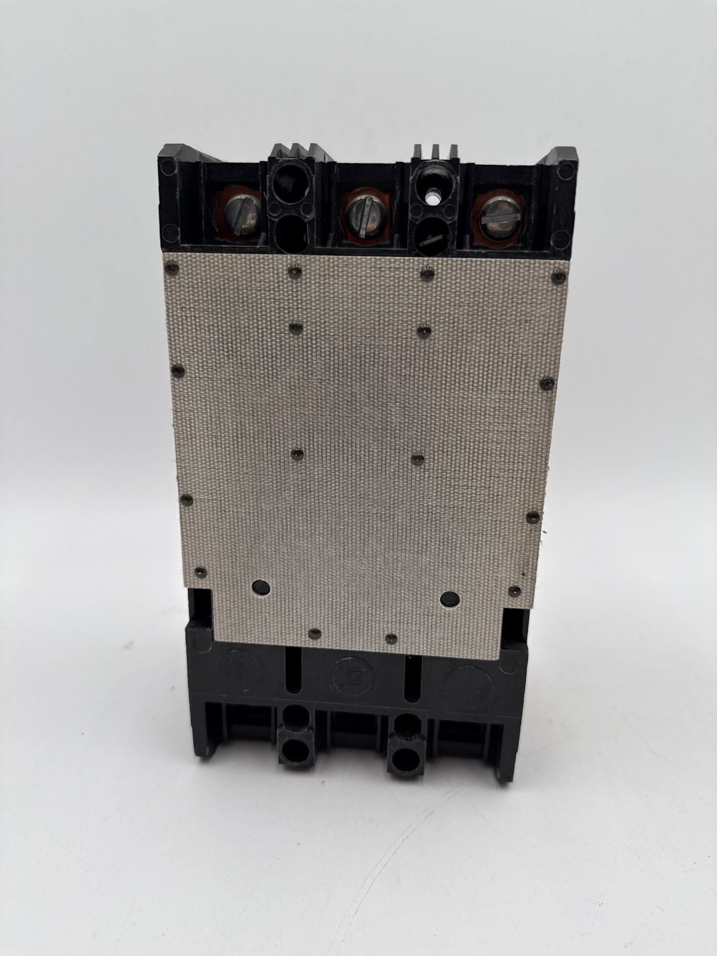 Square D KHL36125 Circuit Breaker 125A 3P 600V KAL 125 Amp 3 Pole Bolt On Used