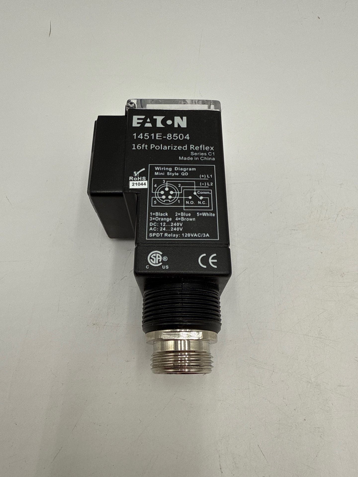 Eaton 1451E-8504 Photoelectric Sensor Polarized Reflex 24-240VAC 12-240VDC New