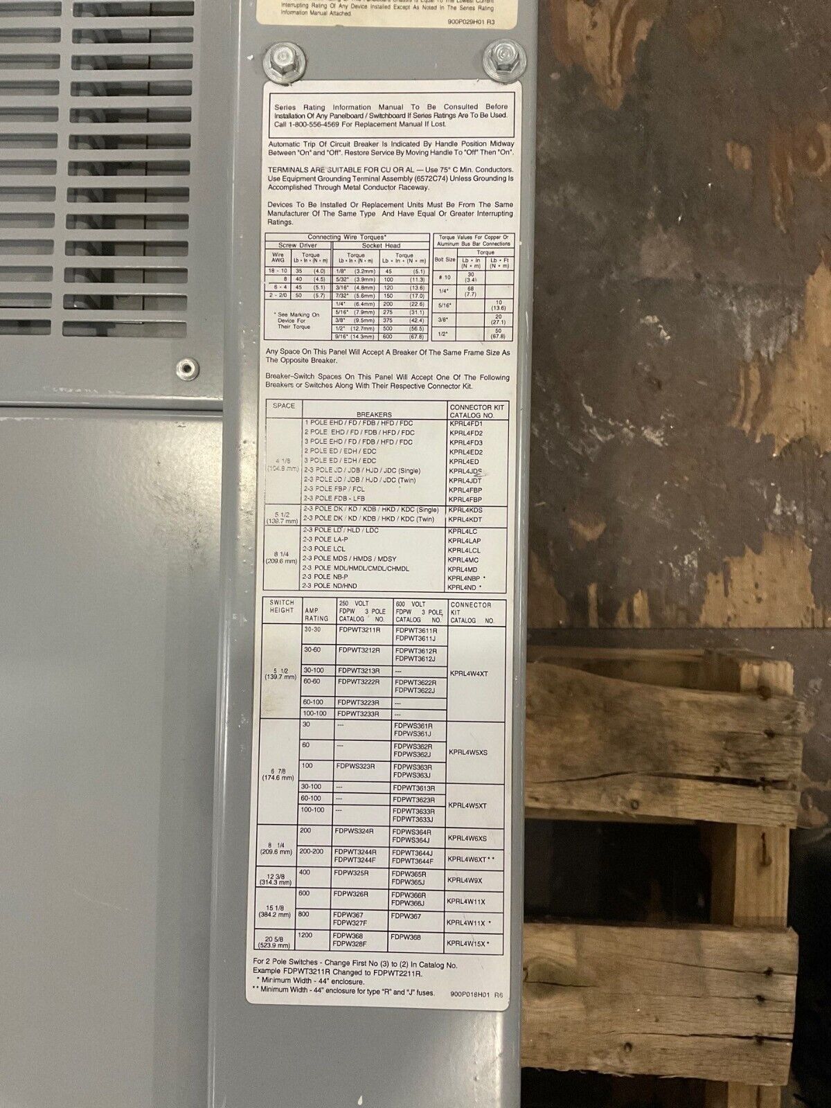 Cutler Hammer PRL4B Panelboard 800A 480/277V 3PH 4W MLO Indoor BX2473 800 Amp P667 Used