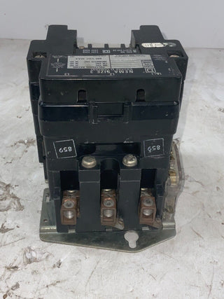 Square D 8536SE01 Used