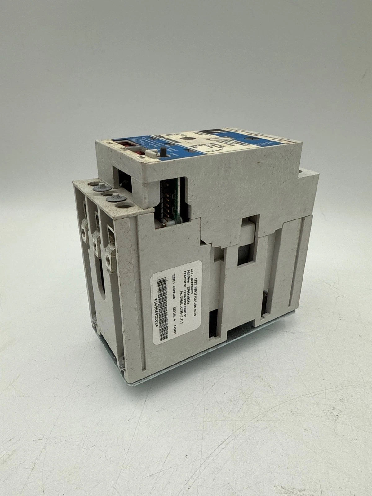 Cutler Hammer W200M2CFC Motor Starter NEMA Size 2 45A 3P 600V 3PH Control 120V Used