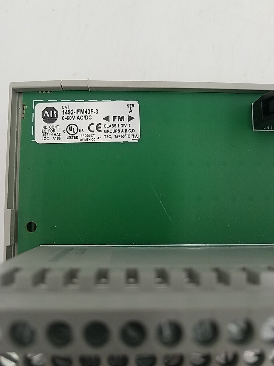 Allen-Bradley 1492-IMF40F-3 New