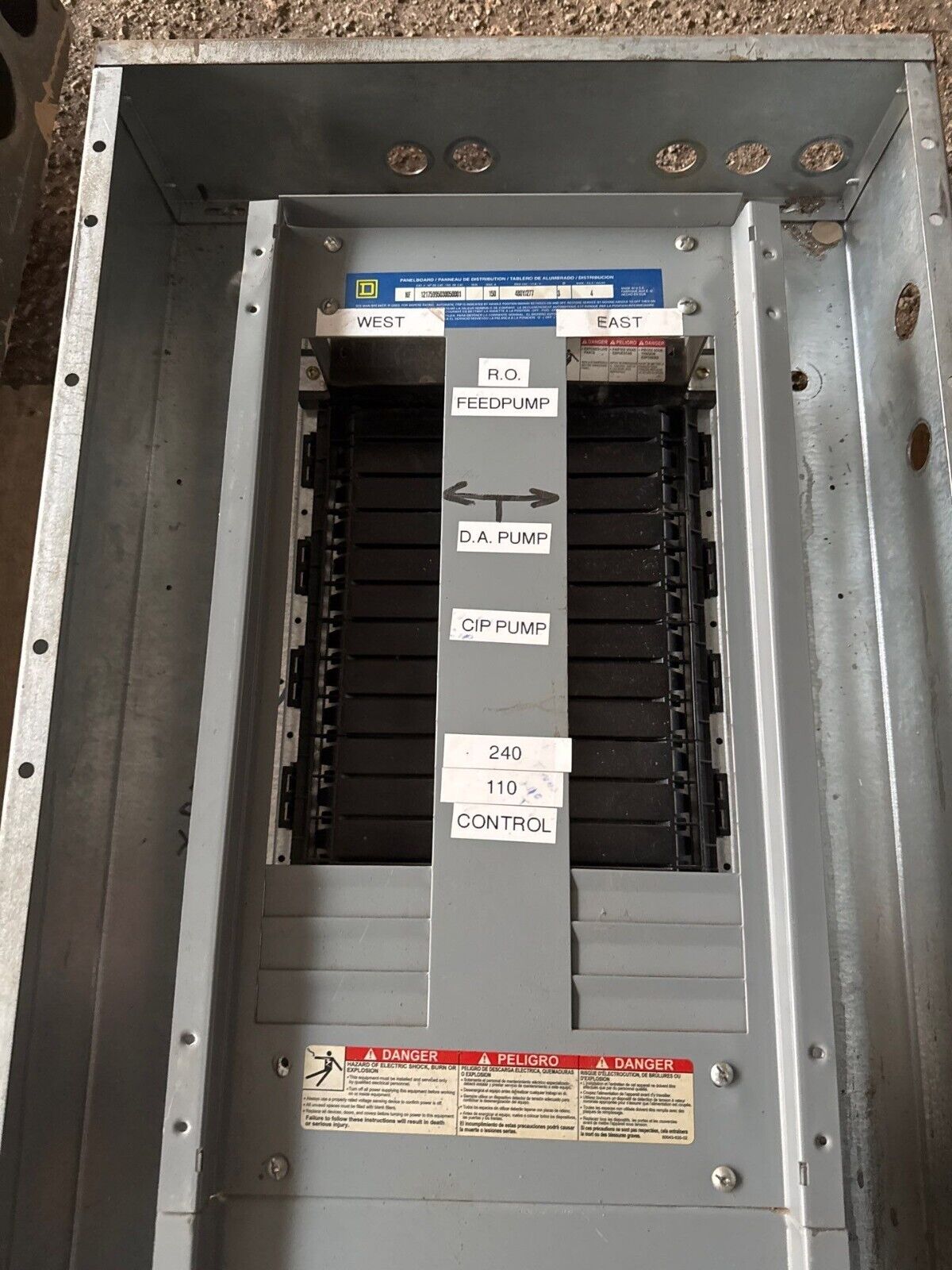 Square D NF Panelboard 150A 480/277V 3PH 4W 30 Circuit Indoor Encl MCB KAL36100 P628 Used