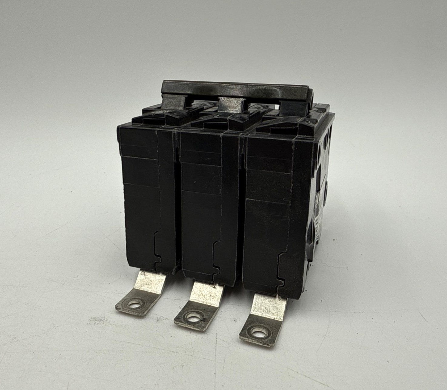 Siemens B3100 Bolt On Circuit Breaker 100A 3P 240V BL 100 Amp 3 Pole B-3100 Used