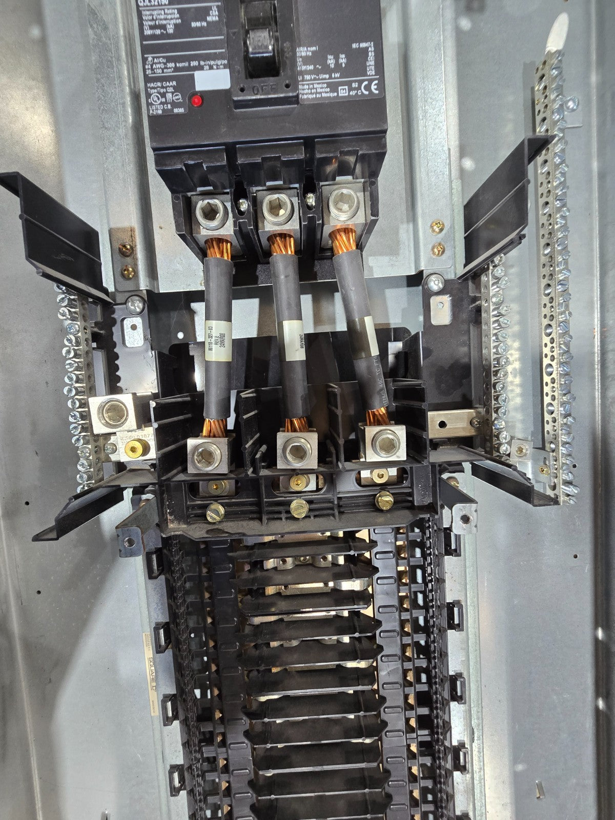 Square D NQ442L2C Panelboard 225A 240V 3PH 4W 42 Cir MCB Panel QJL32150 150 Amp Used