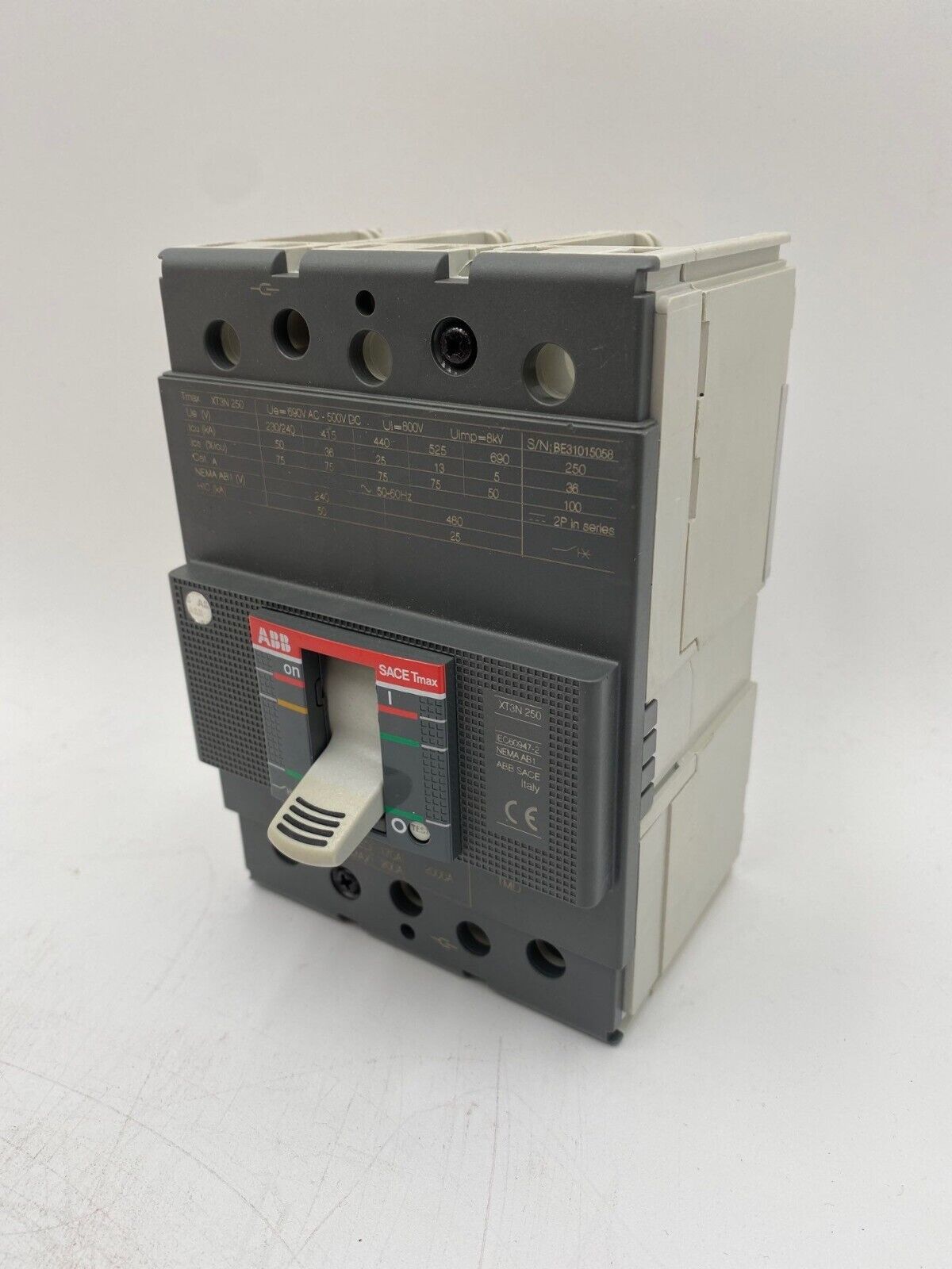 ABB XT3NE3200AFF000XXX New