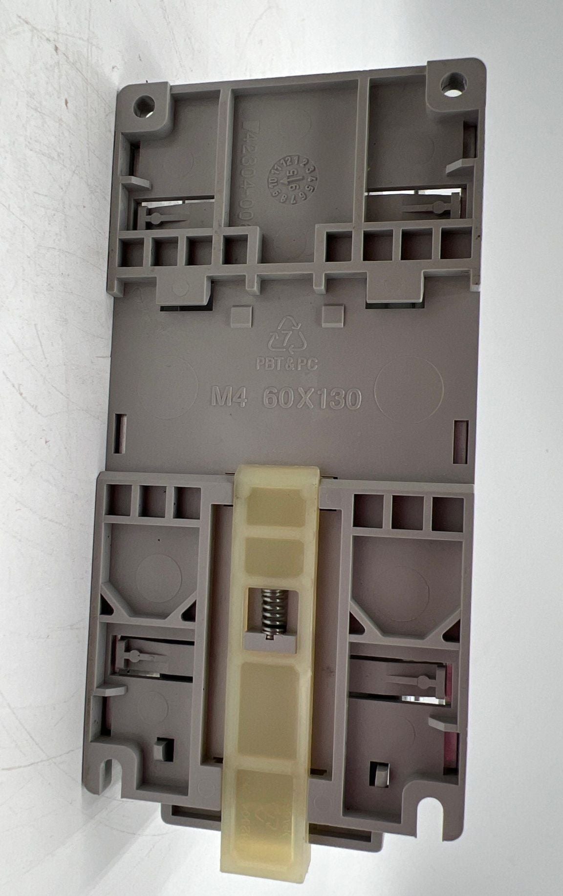 Allen Bradley 160-BA04NSF1 New