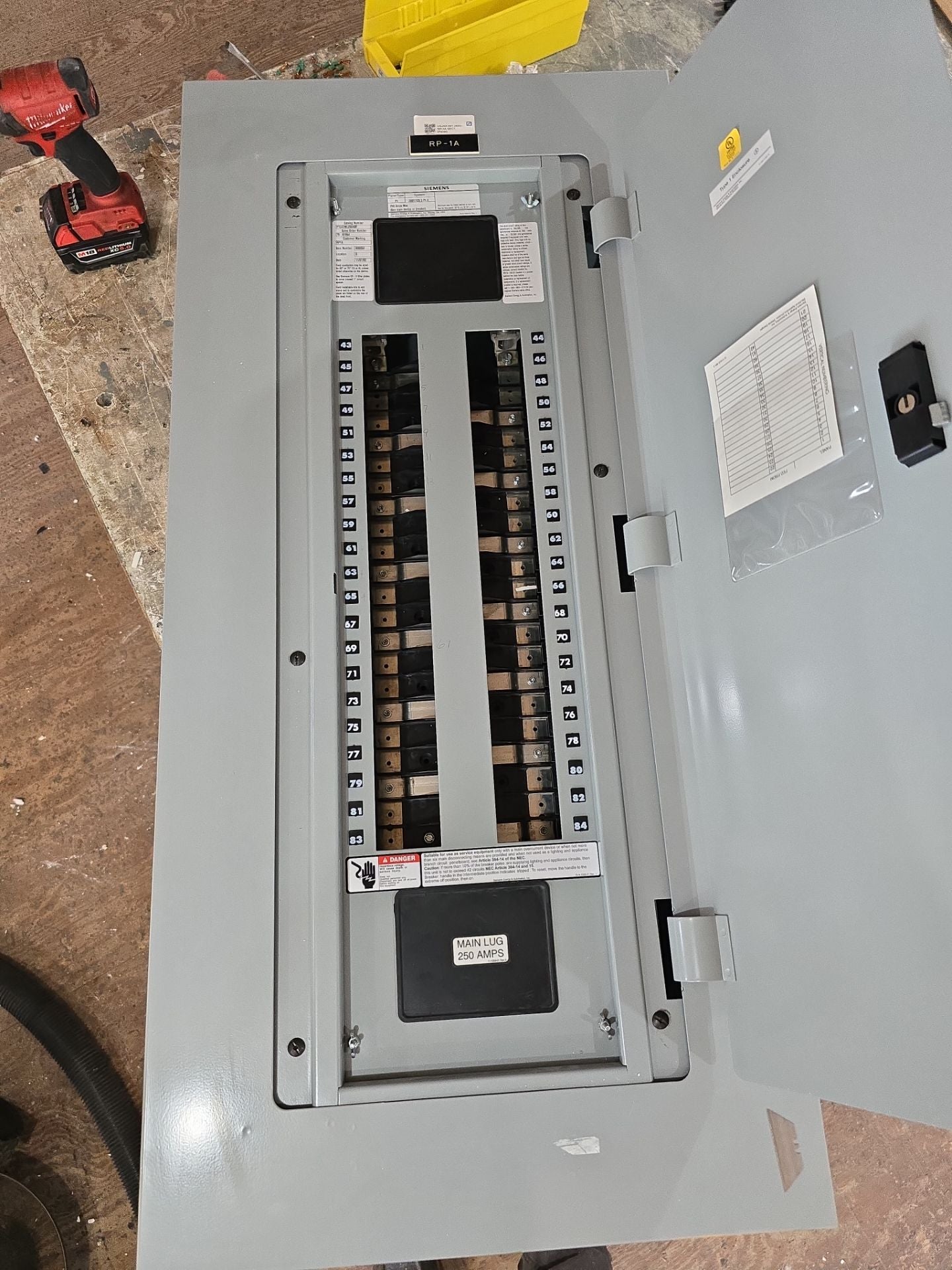 Siemens P1 P1C42ML250ABF Panelboard 250A 208/120V 3PH 4W MLO 42Cir 250 Amp Panel Used