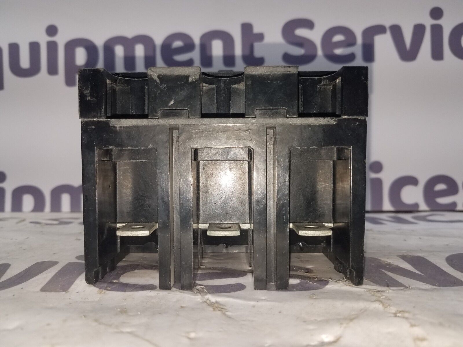 Thomas & Betts FS340090A Used