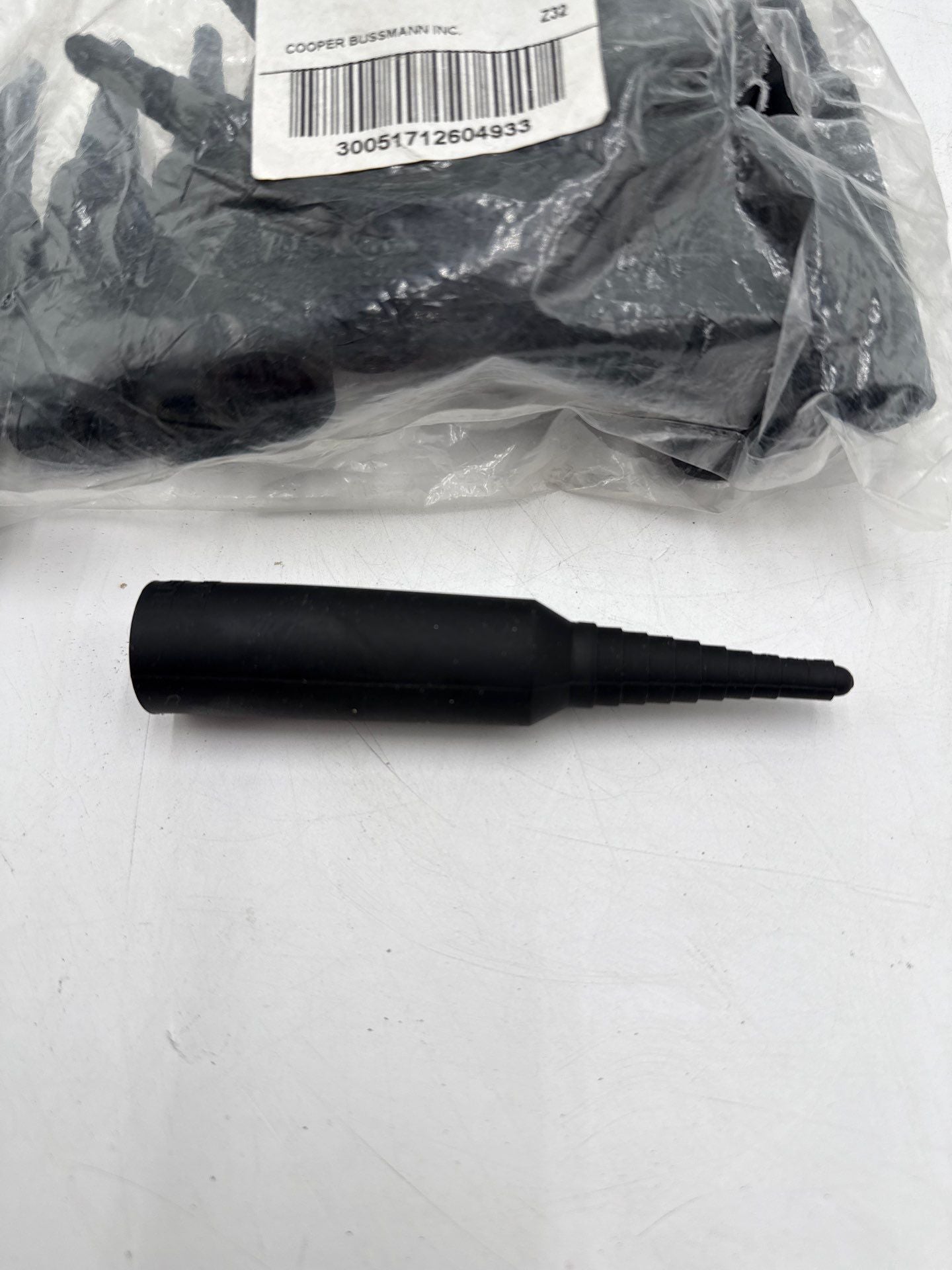 Eaton 2A0660 Bussmann Insulating Boot Weatherproof Single Conductor New