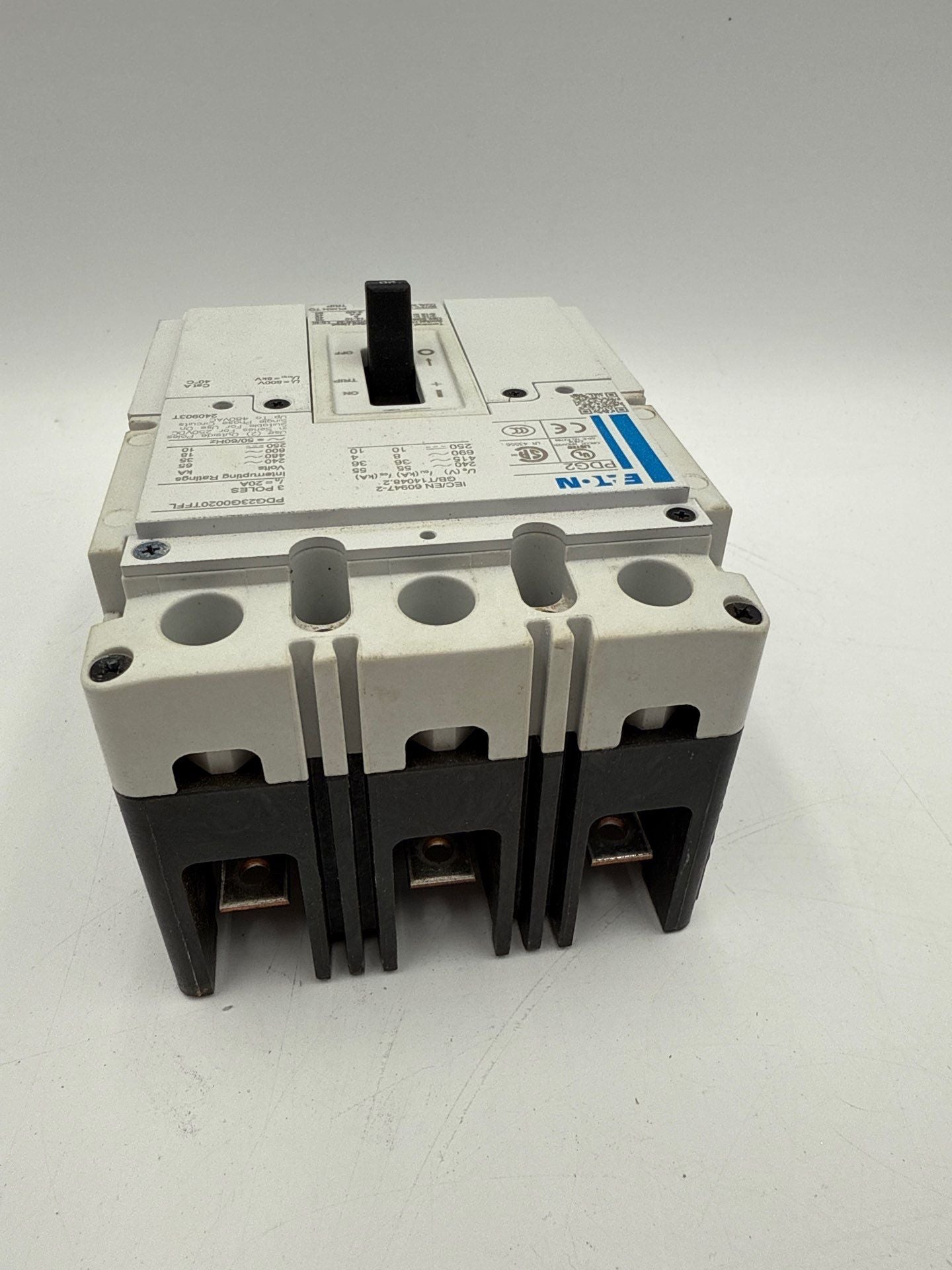 Eaton PDG23G0020TFFL Circuit Breaker 20A 600V 3P Bolt On 20 Amp 3 Pole PDG2 Used