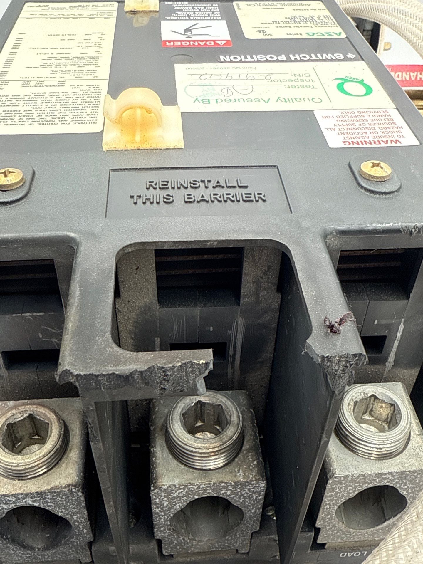 ASCO Series 300 Automatic Transfer Switch 400A 480V 50-60Hz E00300030400N100 Used