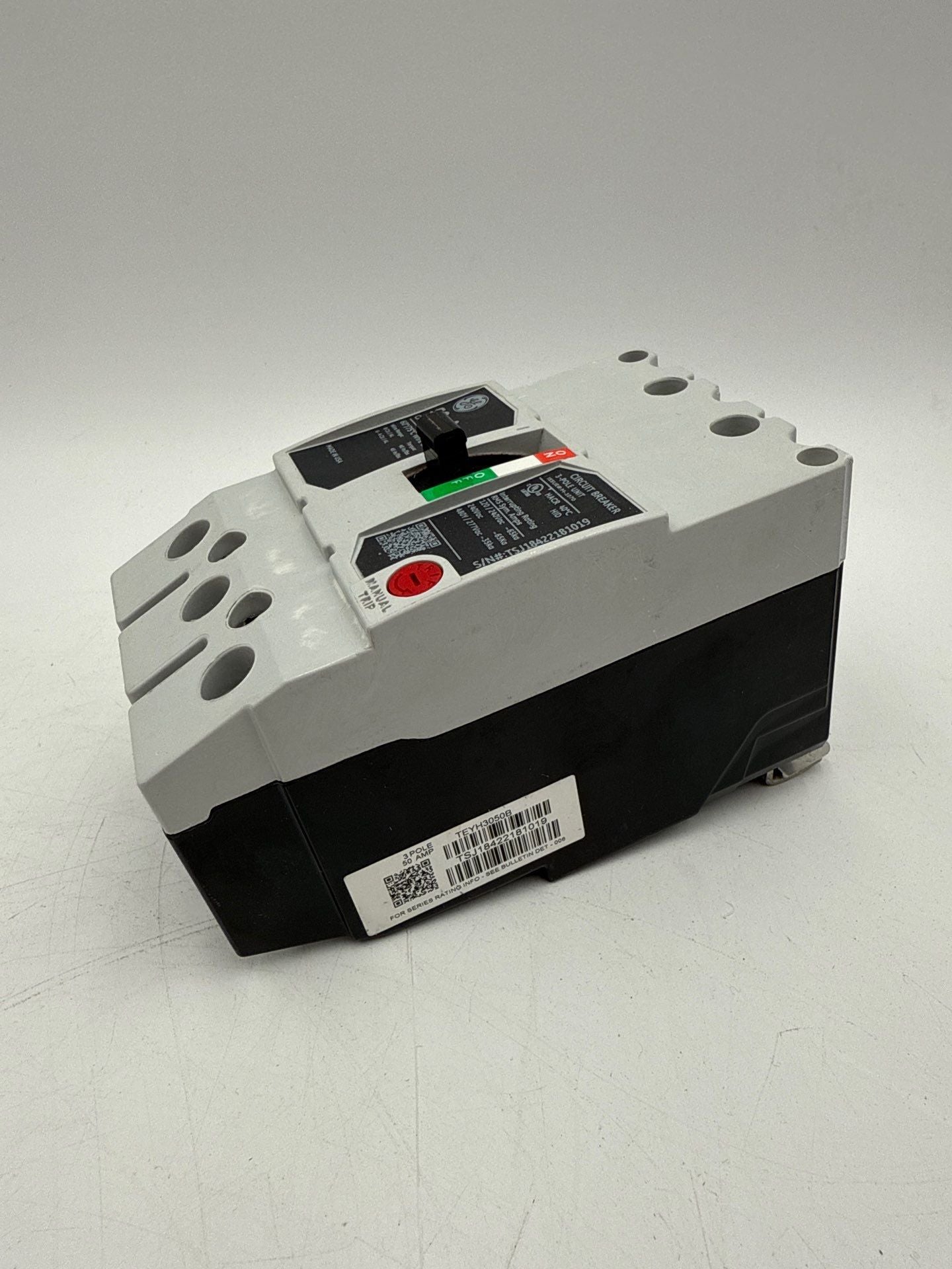 GE TEYH3050B Circuit Breaker 50A 3P 480/277V TEYH 50 Amp 3 Pole Bolt On Used