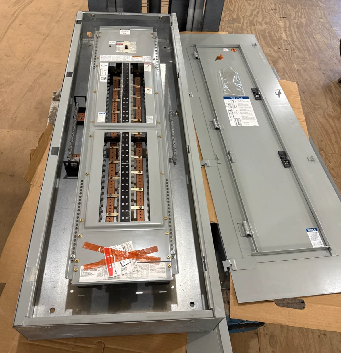 Eaton PRL1A Panelboard 225A 208/120V 3PH 4W MCB Panel 225 Amp 60Cir EDB3225BP10 Used