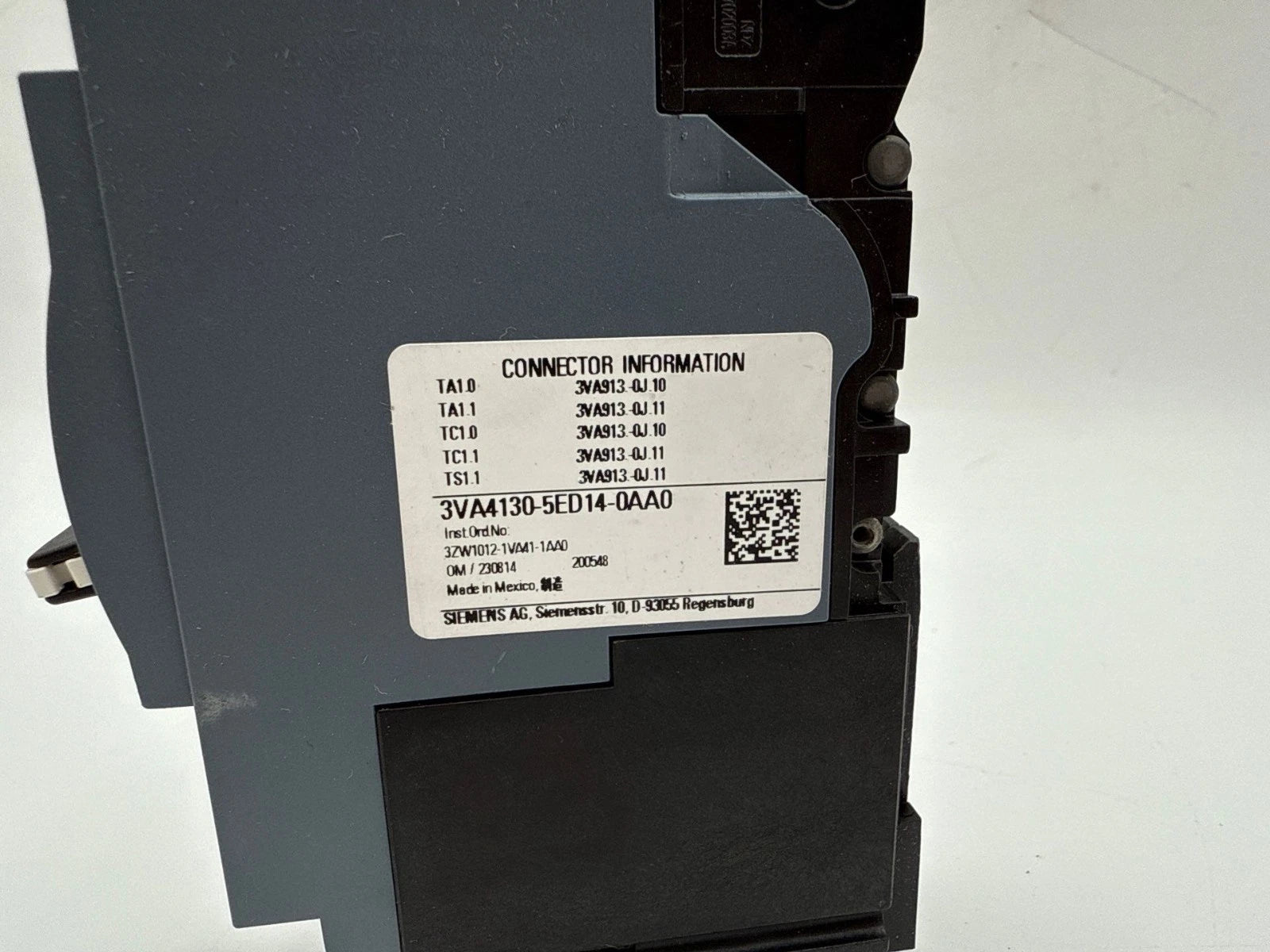 Siemens 3VA4130-5ED14-0AA0 Circuit Breaker 30A 1P 347V 3VA41 Bolt On 30 Amp New