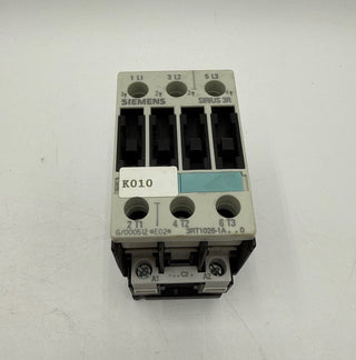 Siemens 3RT1026-1AC20 Contactor Size 0 25A 3P 600V 20HP Max Coil 24VAC Used