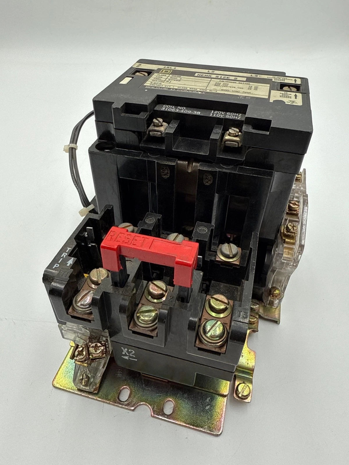 Square D 8536SD01 Starter NEMA Size 2 3P 600V 3PH 25HP Coil 110/120V 8536SDO1 Used