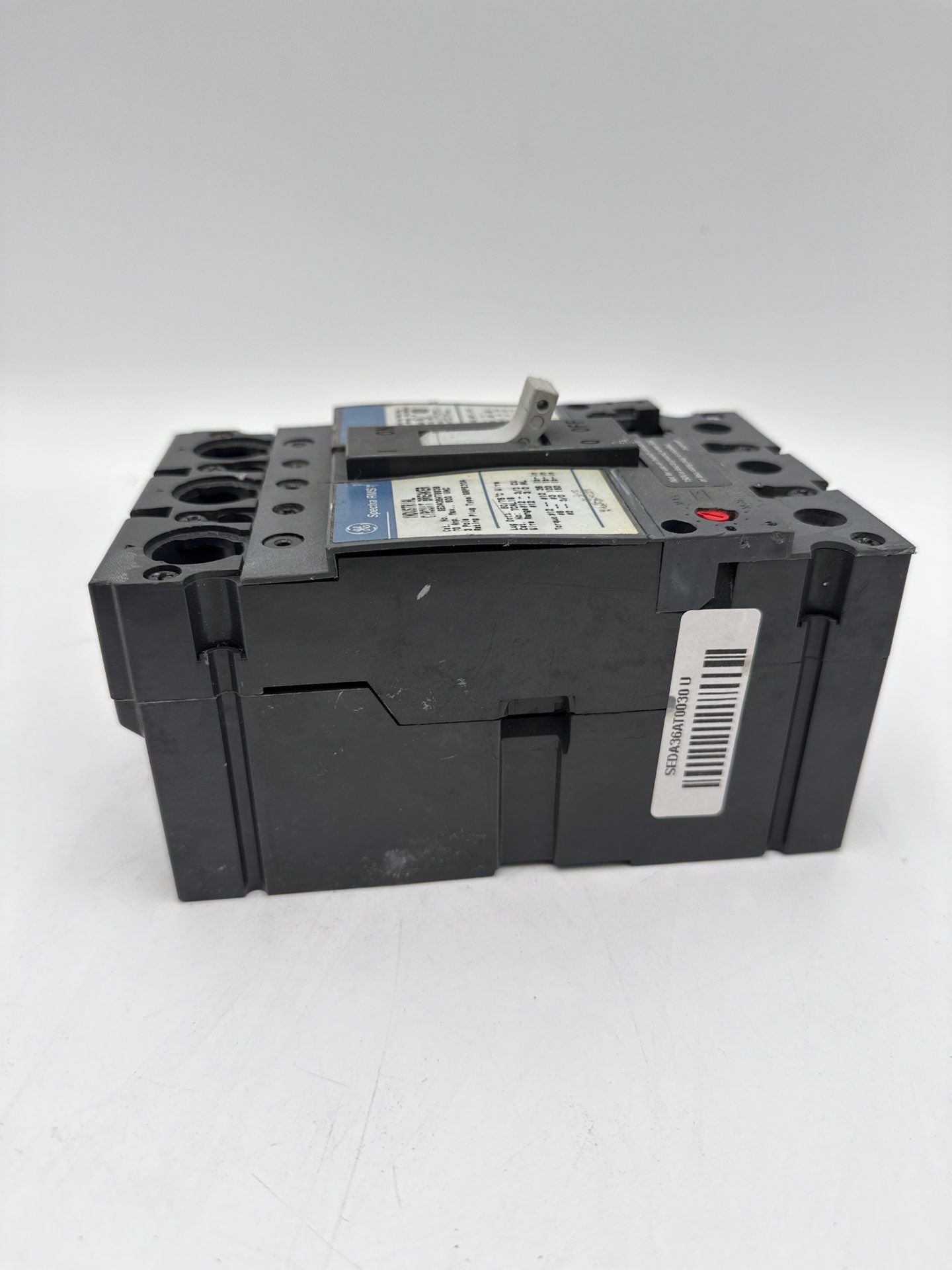 GE SEDA36AT0030 Circuit Breaker 30A 3P 600V Frame 30 Amp 3 Pole NO PLUG Used