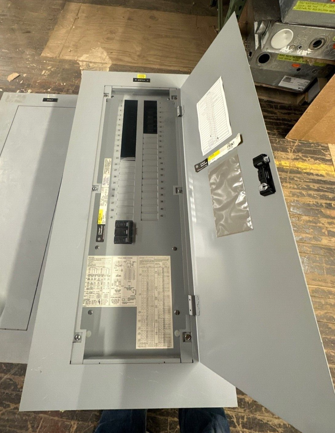 GE AQF3421ABX Panelboard 125A 208Y/120V 3PH 4W 42 Circuit MCB Main THQB32100 P038 P035 Used