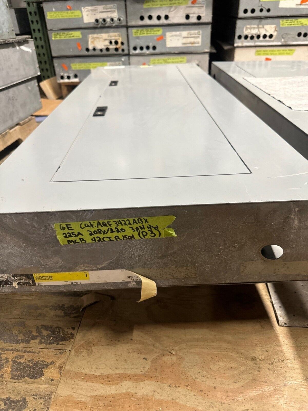 GE AQF3422ABX Panelboard 225A 208Y/120V 3PH 4W Indoor Encl MCB 42 Circuit AB55B P003 Used