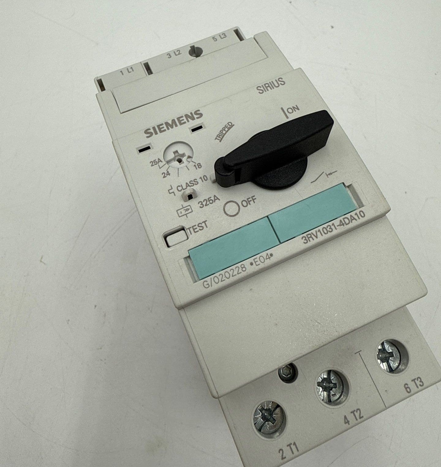 Siemens 3RV1031-4DA10 Circuit Breaker Motor Protector 18-25A 3P Size S2 New