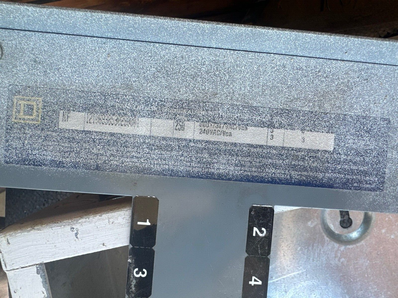 Square D NF Panelboard 250A 600V 3PH 4W MLO 42 Cir Main Lug Indoor 250Amp NEMA 1 P327 Used