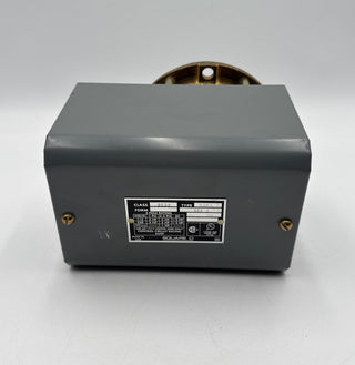 Square D 9038DG8 Closed Tank Mechanical Alternator Float Switch 575 VAC 1 HP New