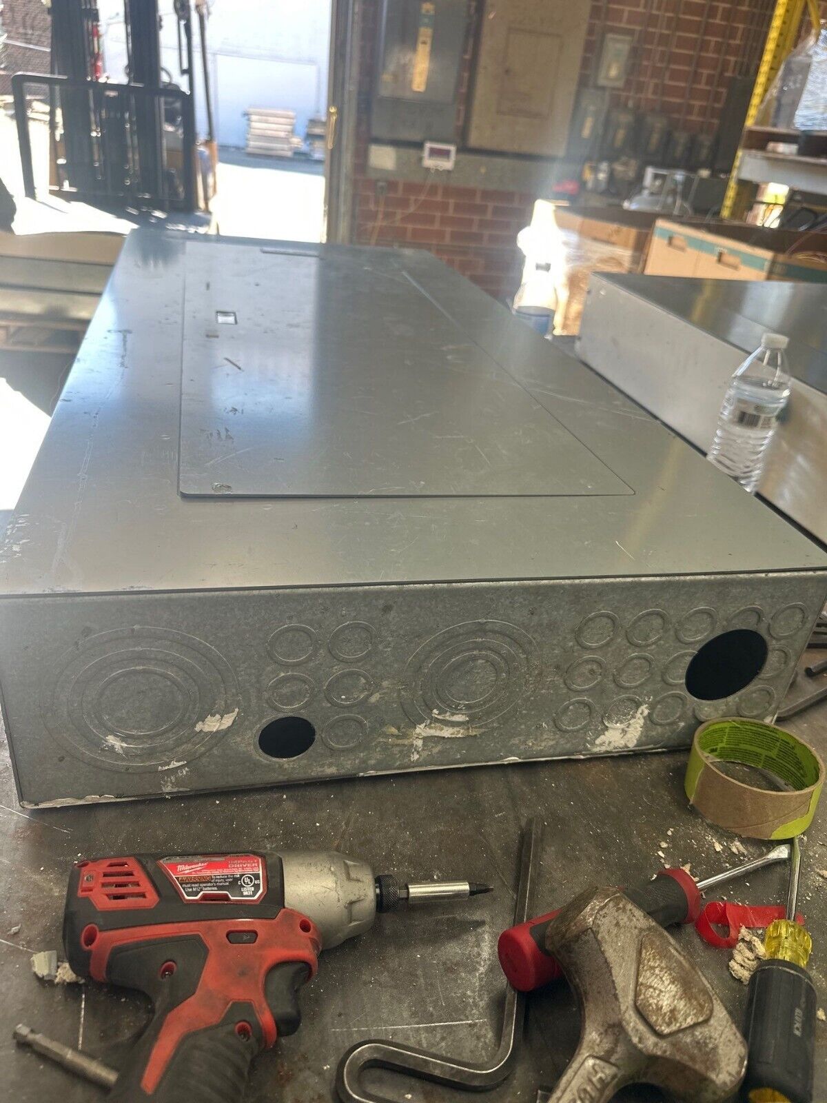 Square D NF Panelboard 250A 600V 3PH 4W MLO 42 Cir Main Lug Panel Indoor Encl P379 Used