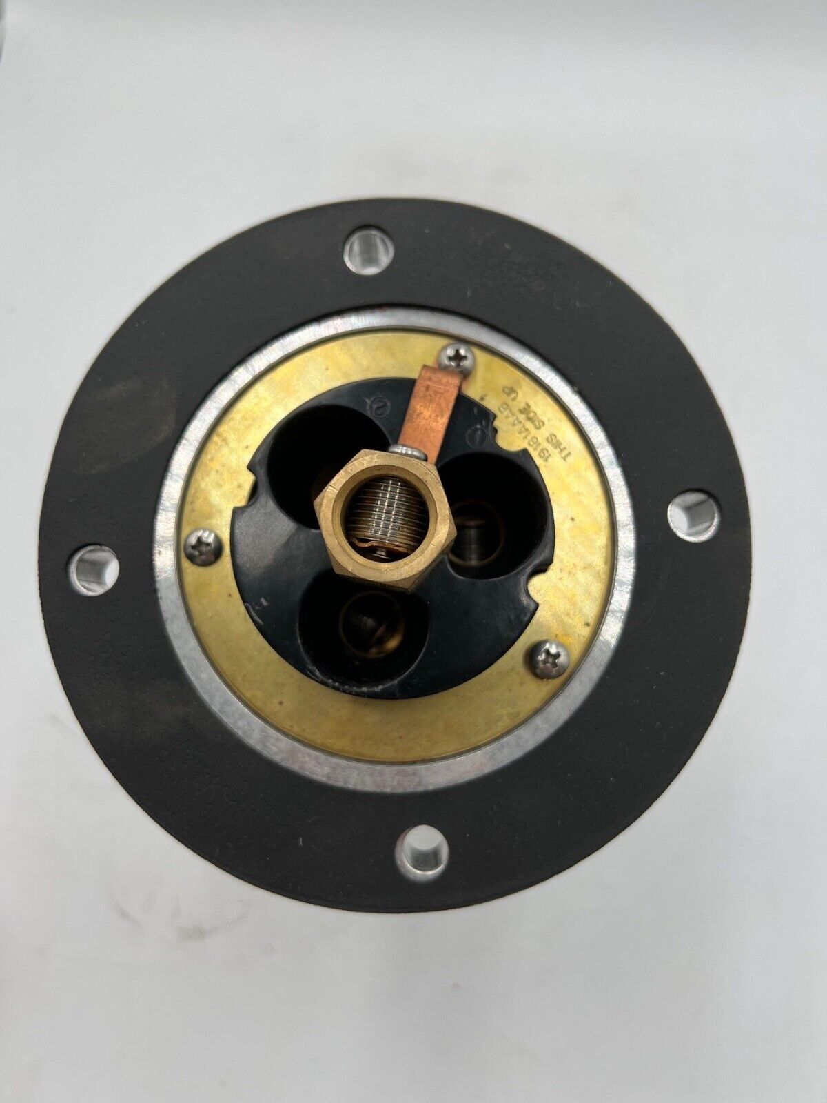 Hubbell HBL4200RS1W New