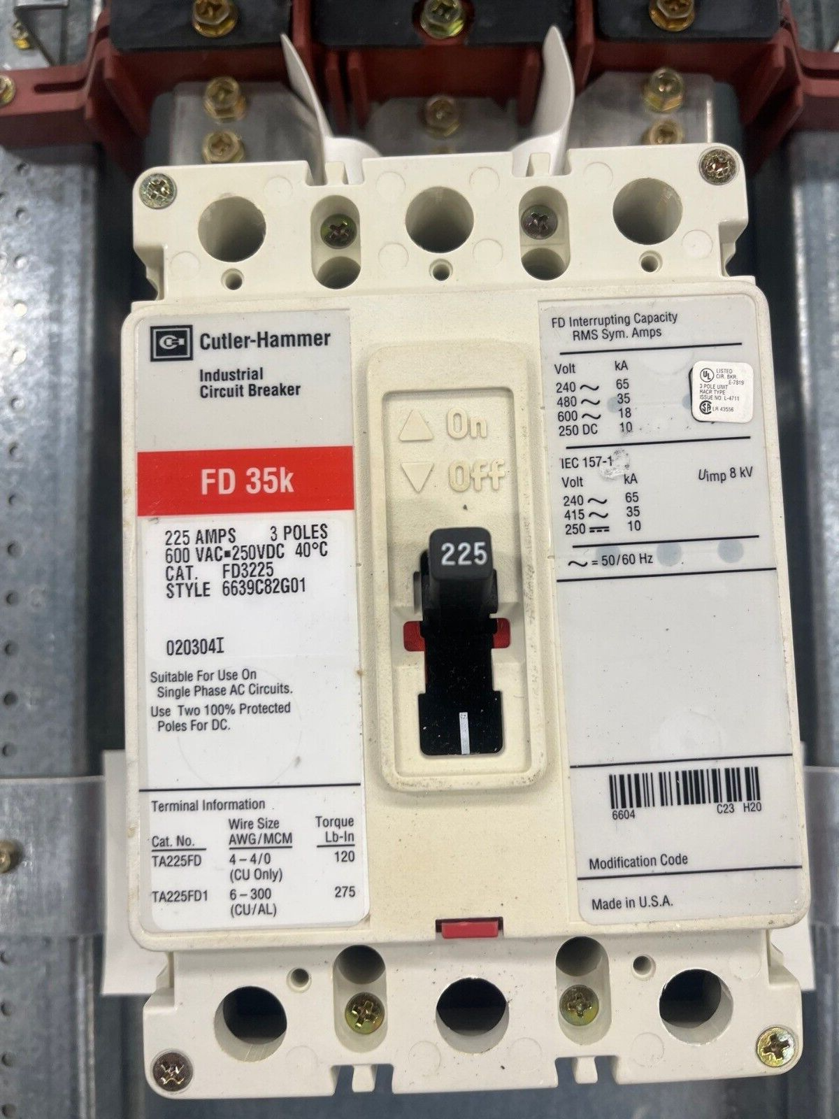 Cutler Hammer PRL2A Panelboard 400A 277/480V 3PH 4W 42Cir Indoor Encl MLO FD3225 P575 Used