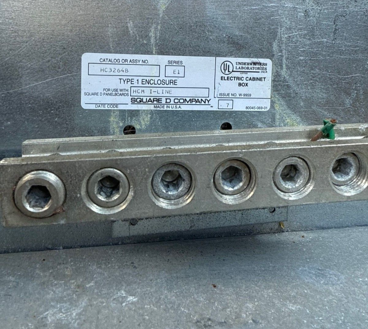 Square D I-Line Circuit Breaker 400A 480/277V 3PH 4W 18 Space MCB Main LA36400 Used