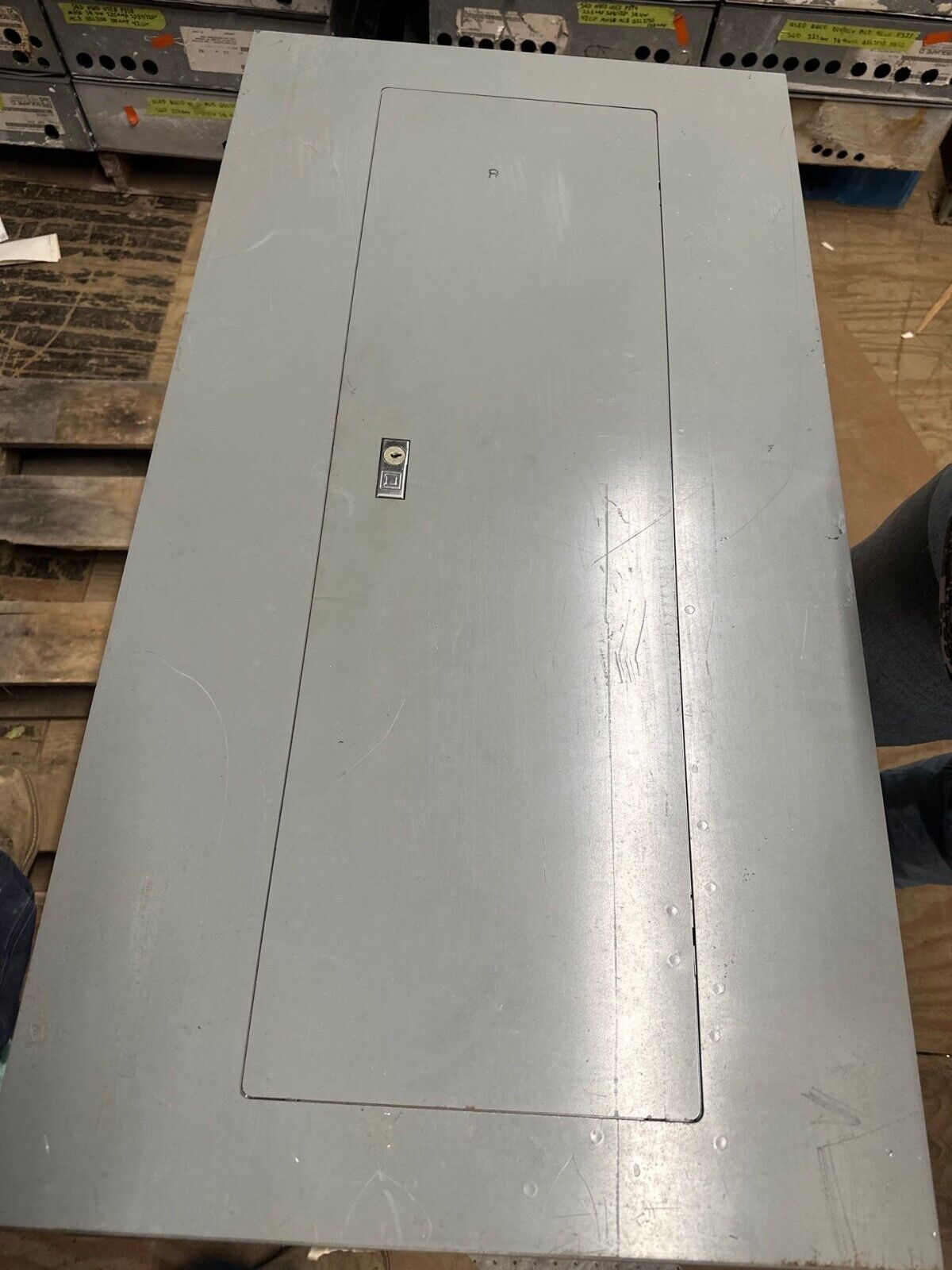 Square D NQOD442L225 Panelboard 225A 208Y/120V 3PH 4W Main Lug Panel MLO 42 Cir P285 Used