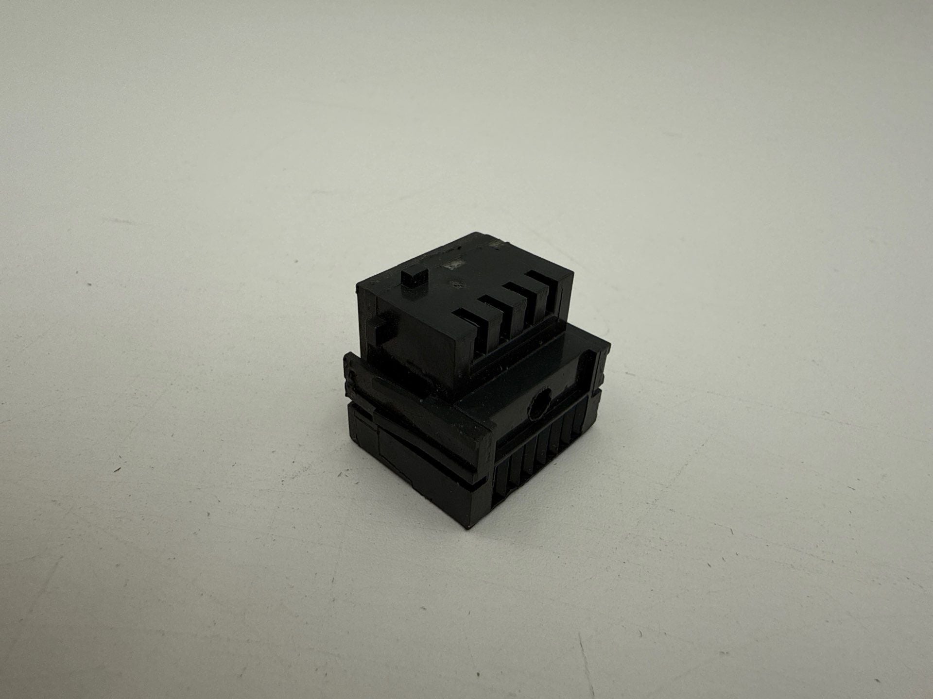 GE SRPF250A200 Rating Plug 200A SRPF250 200 Amp Frame SFDA SFHA SFLA SFPA Used