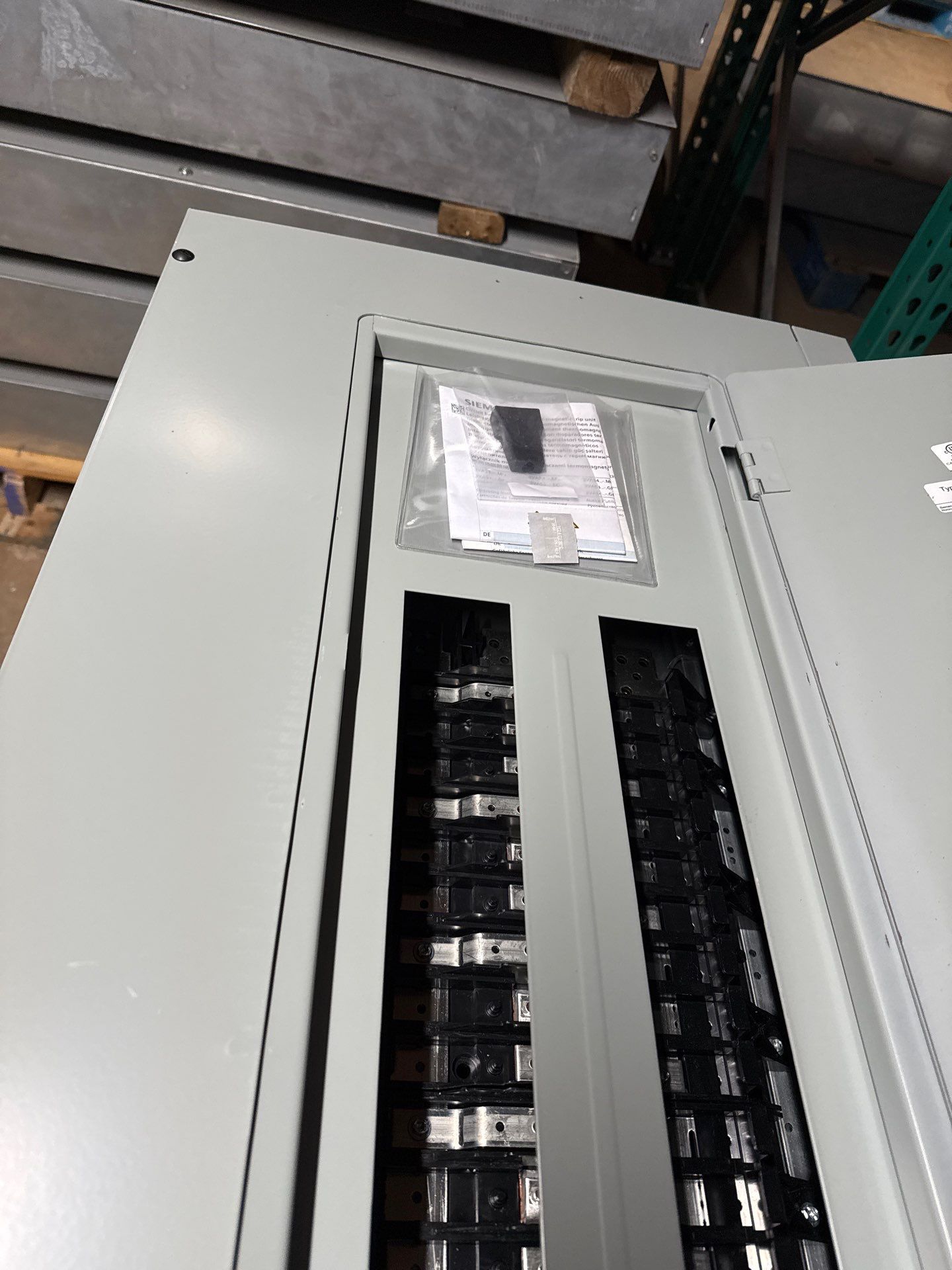 Siemens P1 P1C66VE400CBSN Panelboard 400A 208/120V 3PH 4W MCB Panel 400 Amp New