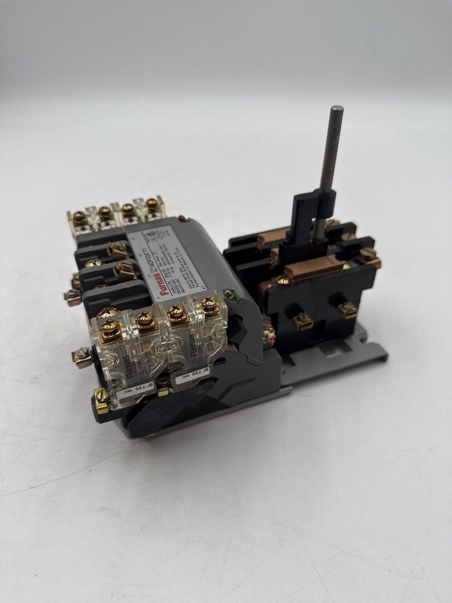 Furnas 14DP32AF71 Magnetic Starter 27A 3P 600V Size 1 Coil 110-120V Heater K52 Used