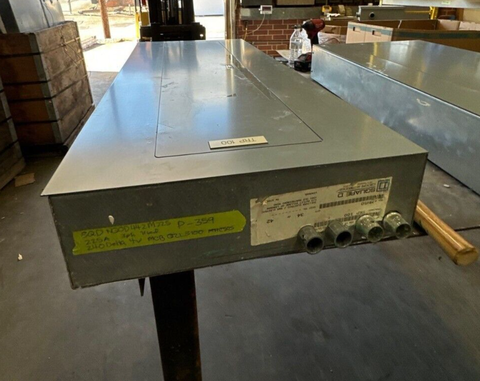 Square D NQOD442M225 NQOD Panelboard 225A 208Y/120V 3PH MCB Indoor Encl 42 Cir P359 Used