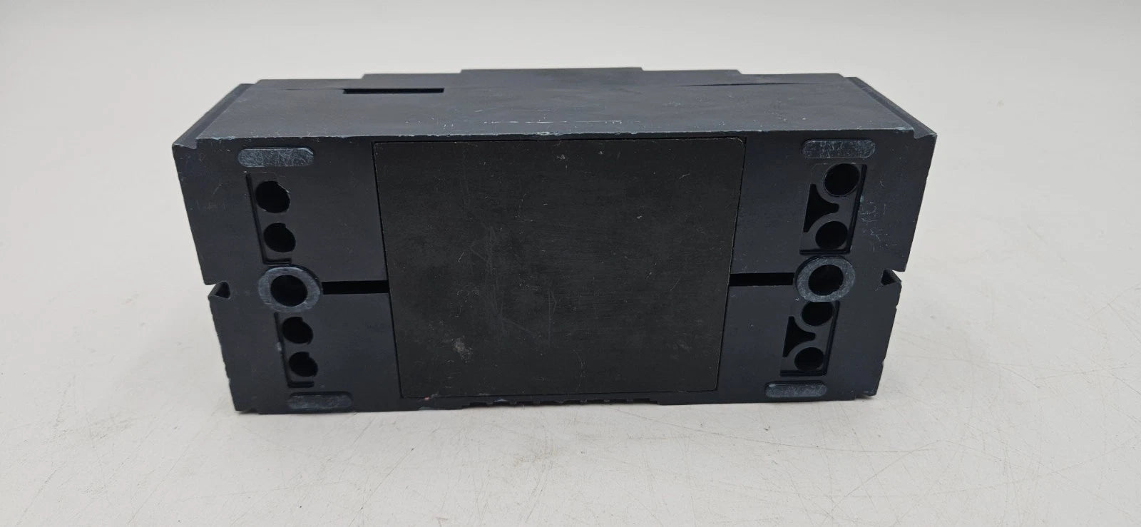 GENERAC GBU202B Circuit Breaker 200A 2P 120/240V 225AF 200 Amp 2 Pole BLUE Used