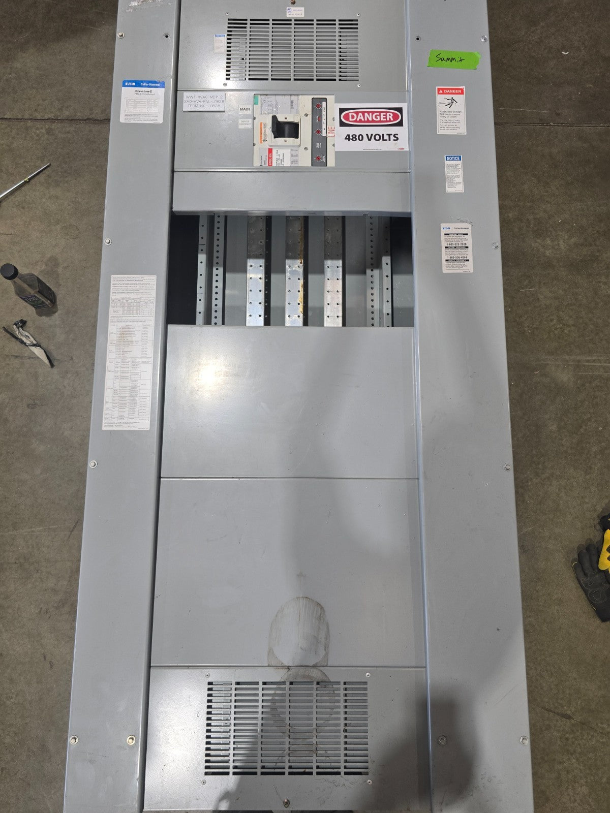 Eaton PRL4 Panelboard 800A 480V 3PH 3W MCB Panel 800 Amp HMDL3800 Indoor BX3673 Used