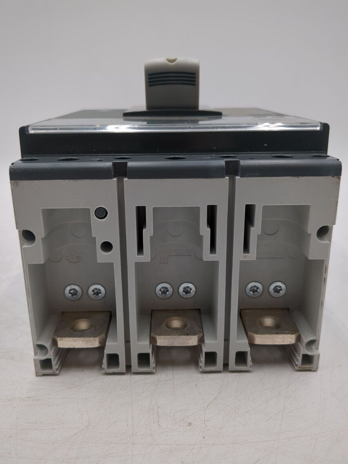 ABB XT5NQ340AFFF000XXX New