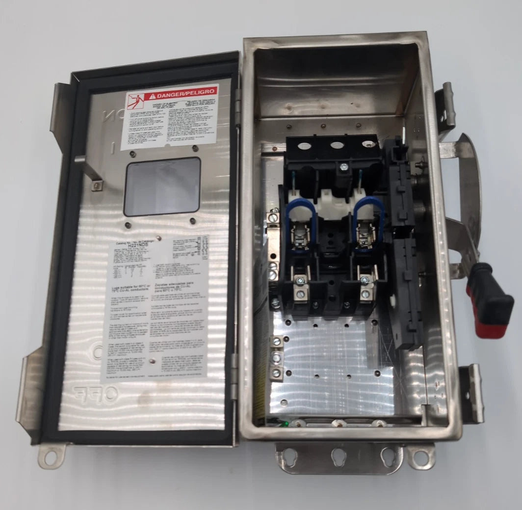 SQ D H221NDS Safety Disconnect Switch 30A 2P 240V 4X Encl Stainless New No Box New
